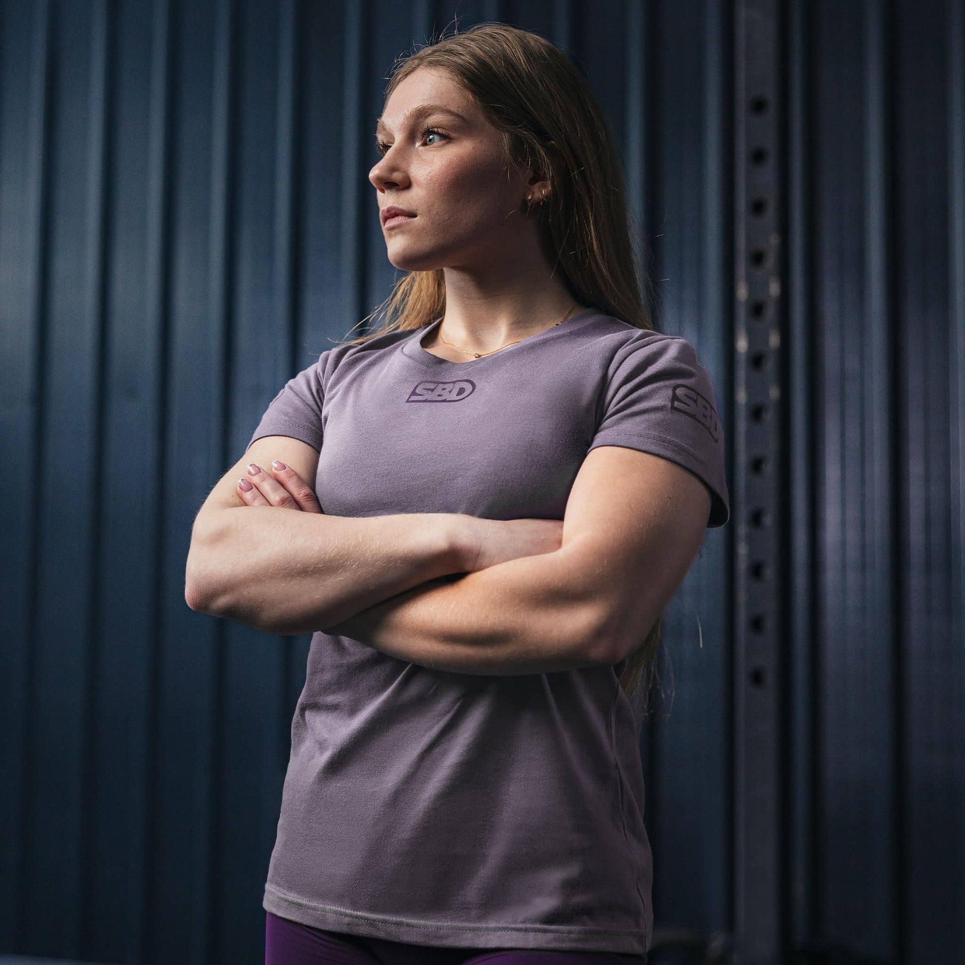 Playera para mujer SBD aspire crossfit y gymrats
