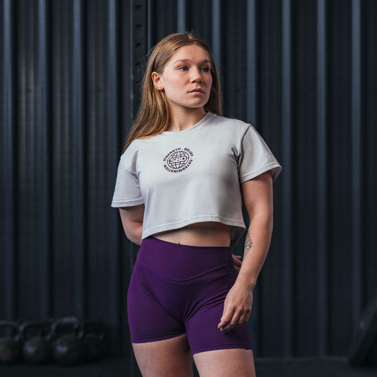 Crop top color blanco para powerlifters y gymrats transpirable 