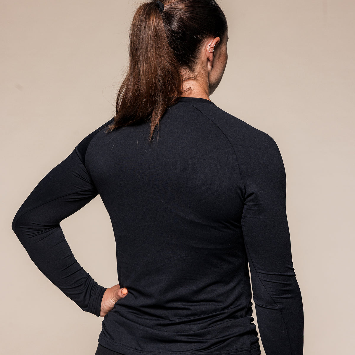 PLAYERA MANGA LARGA LYCRA CLÁSICA