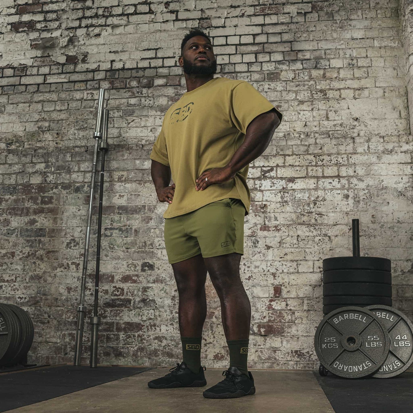 PLAYERA OVERSIZED – RESOLVE SAND