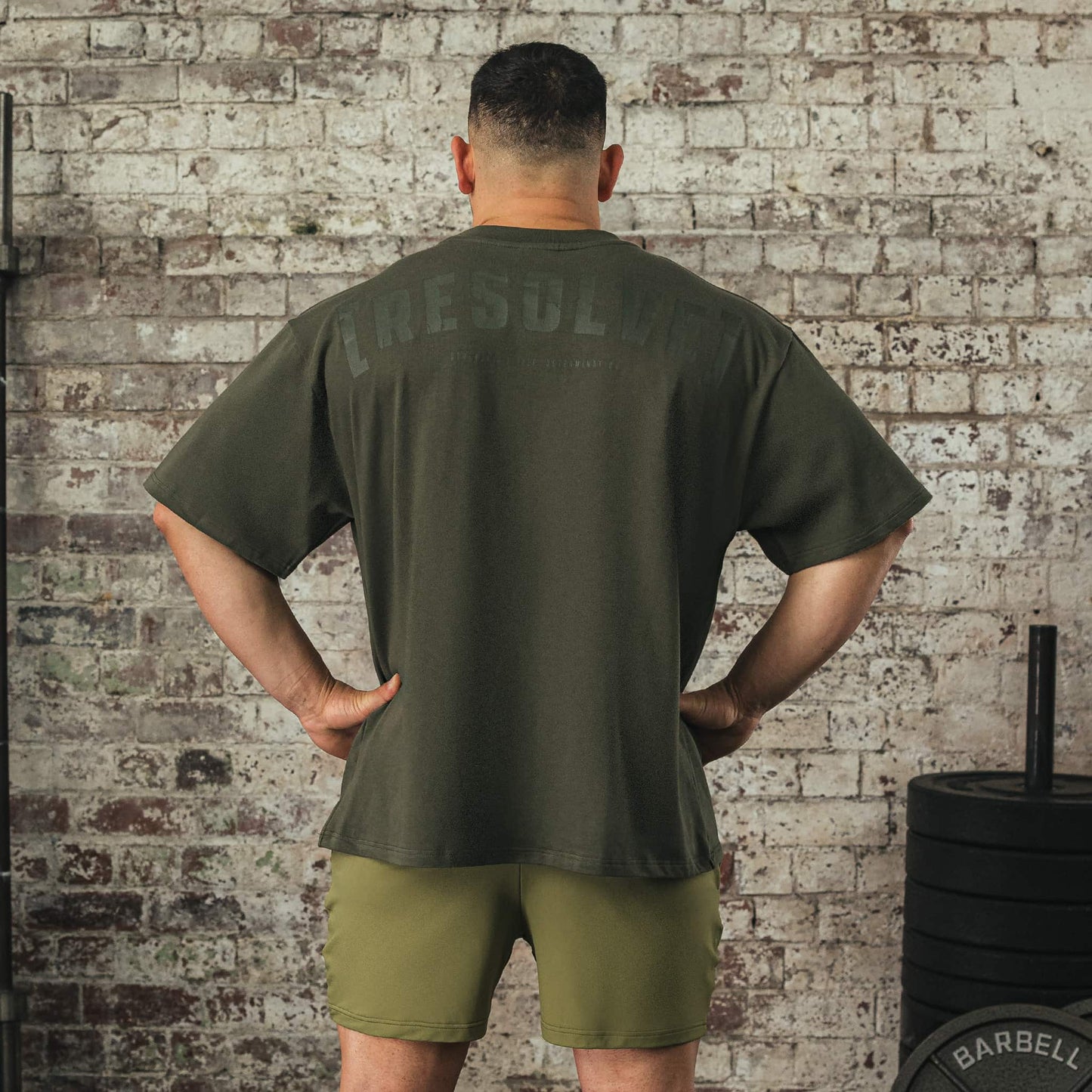 Playera ancha para powerlifting hombre resolve verde militar