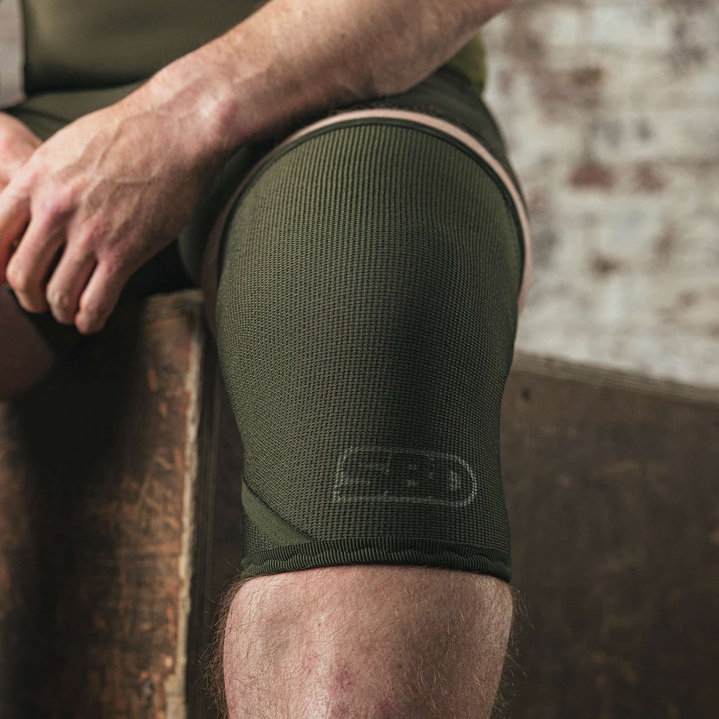 RODILLERAS DE POWERLIFTING  – RESOLVE