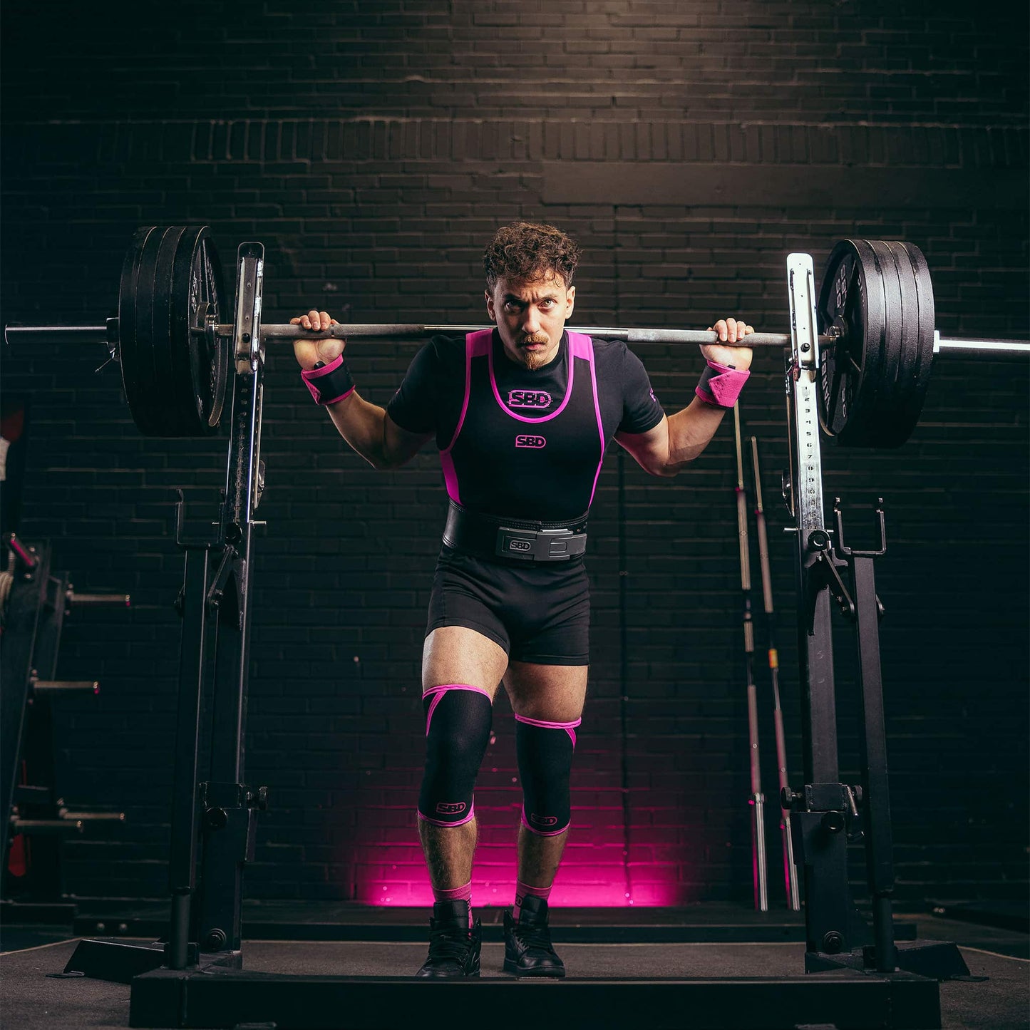 RODILLERAS DE POWERLIFTING – NOVA