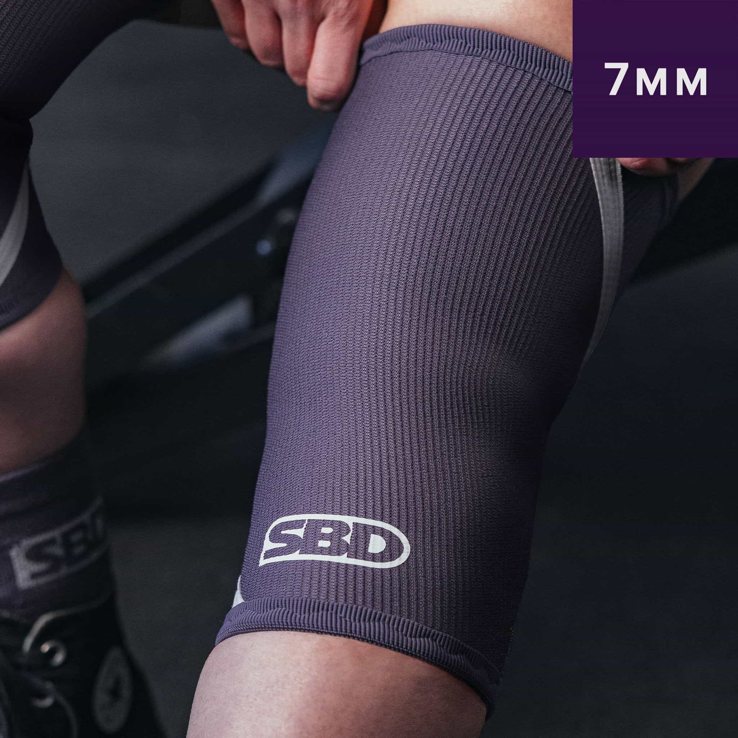 Rodilleras moradas para powerlifting y deportes de levantamientos pesados