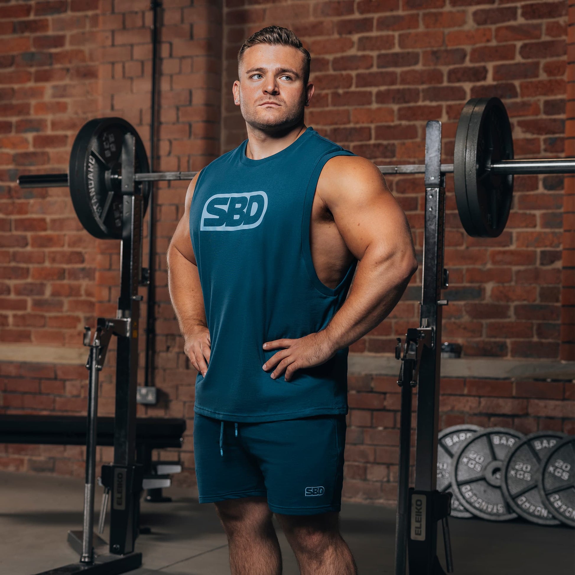 Playera SBD sin mangas para entrenamiento 