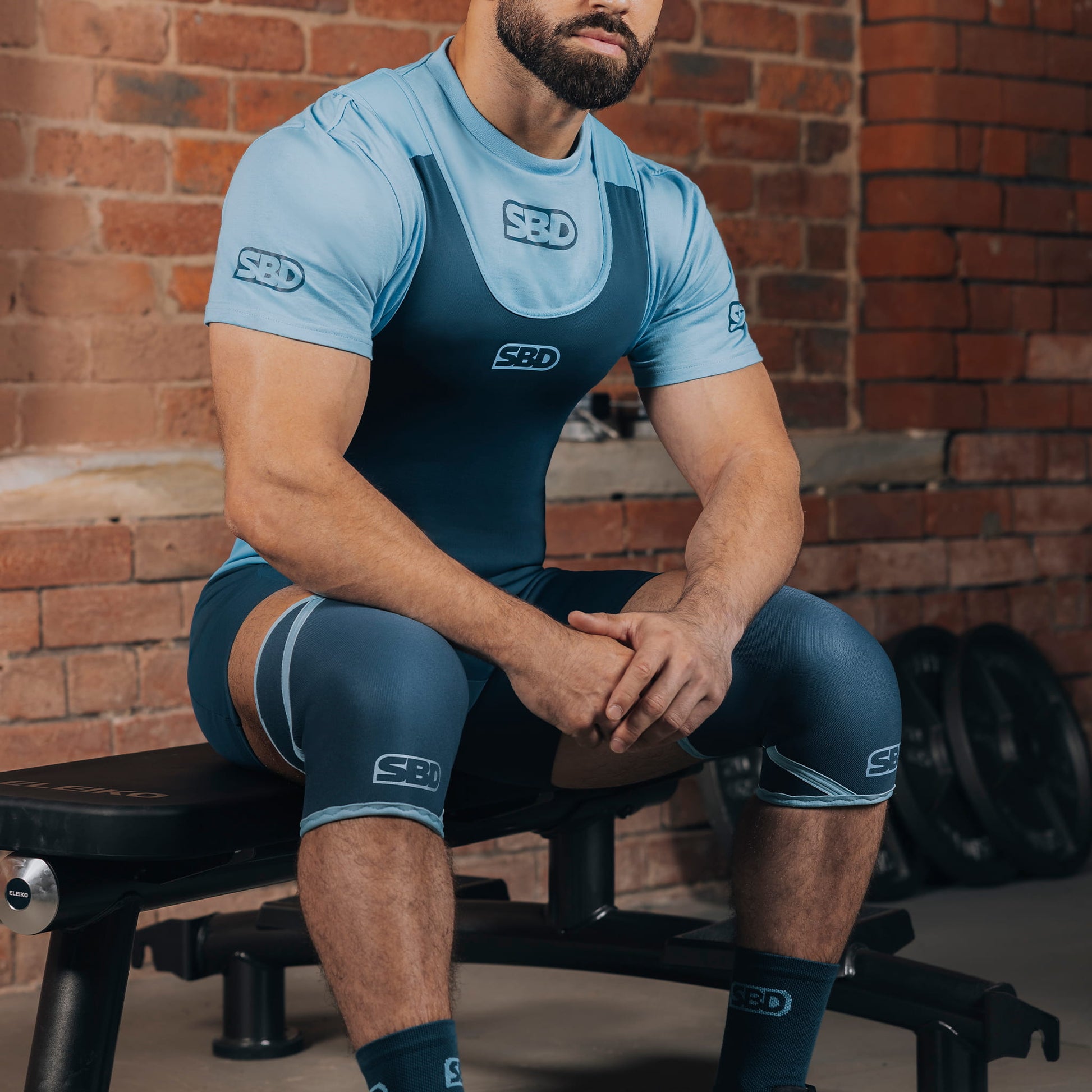 Knee sleeves reflectantes para crossfit y gym