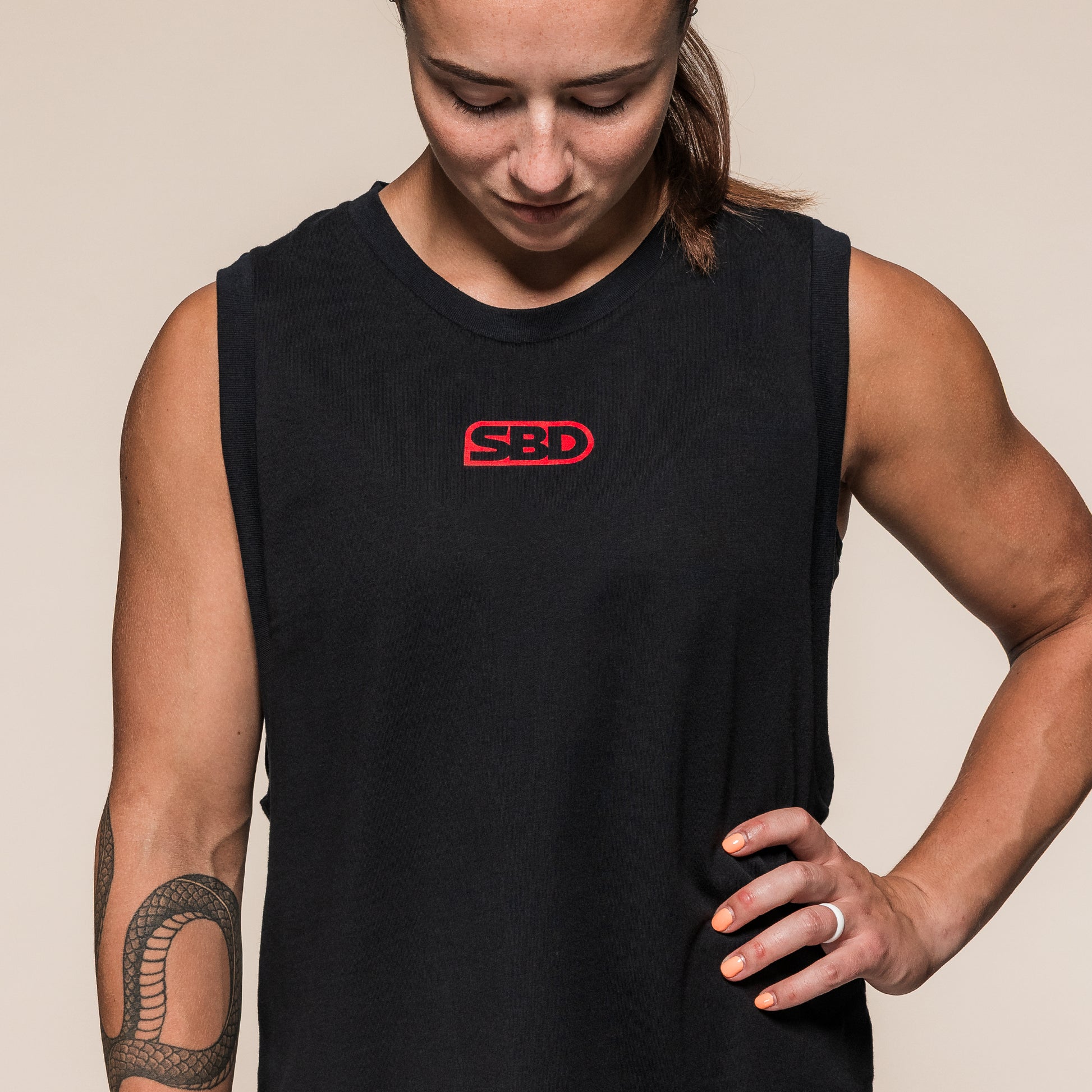 playera tipo tank sin mangas para mujer para entrenamiento en el gym